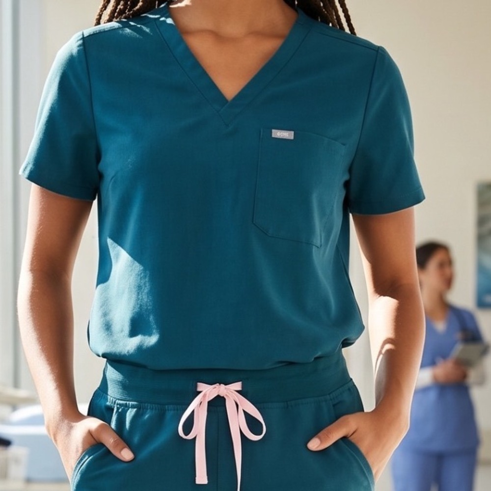 FIGS Technical Collection women XL V-Neck Scrub Top Teal Blue Short Sleeve Nurse